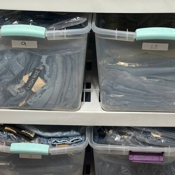 WHOLESALE * 6 JEANS // BOUTIQUE CLOSING // EVERYTHING MUST GO - Picture 2 of 16